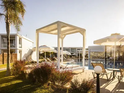 Beach & pool area Bild 5